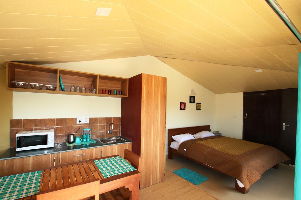 Hotel Nest And Hives Motiapathar/Mukteshwar Esterno foto