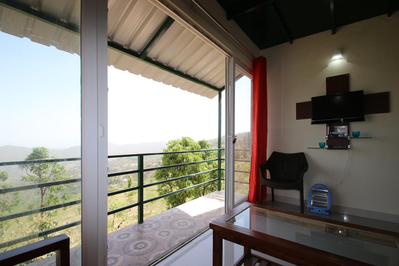 Hotel Nest And Hives Motiapathar/Mukteshwar Esterno foto